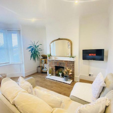Beautiful 2Bd Beach Retreat Littlehampton Литълхамптън Екстериор снимка