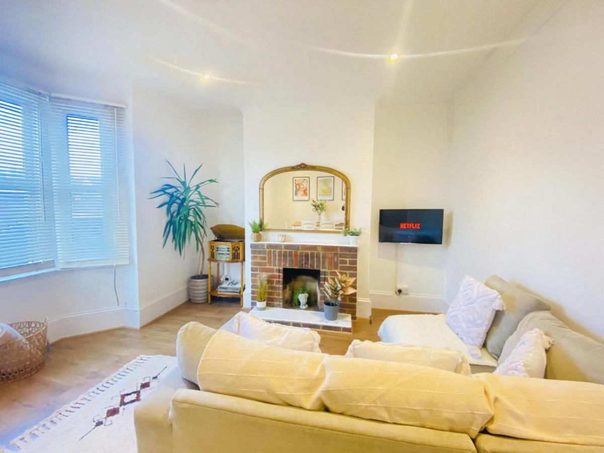 Beautiful 2Bd Beach Retreat Littlehampton Литълхамптън Екстериор снимка